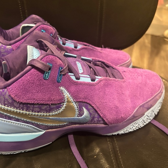 Nike Zoom LeBron NXXT Gen AMPD EP MULTI  COLOR basketball shoe Purple - Picture 3 of 12